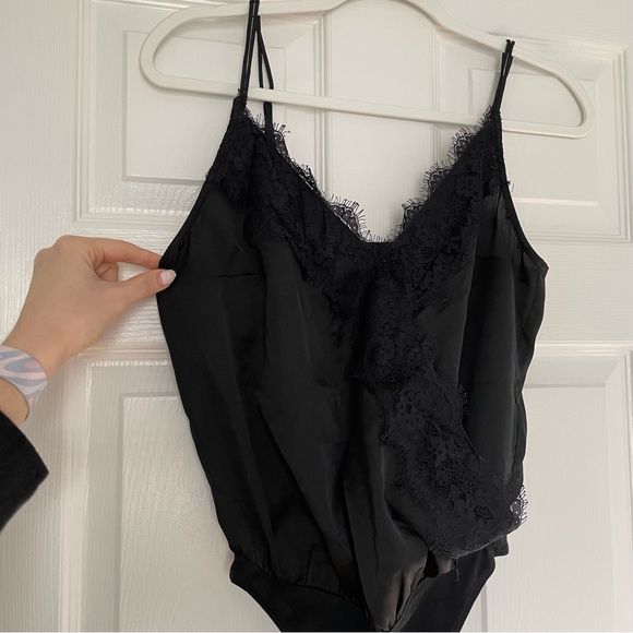 Abercrombie & Fitch Lace Bodysuit - Picture 4 of 11